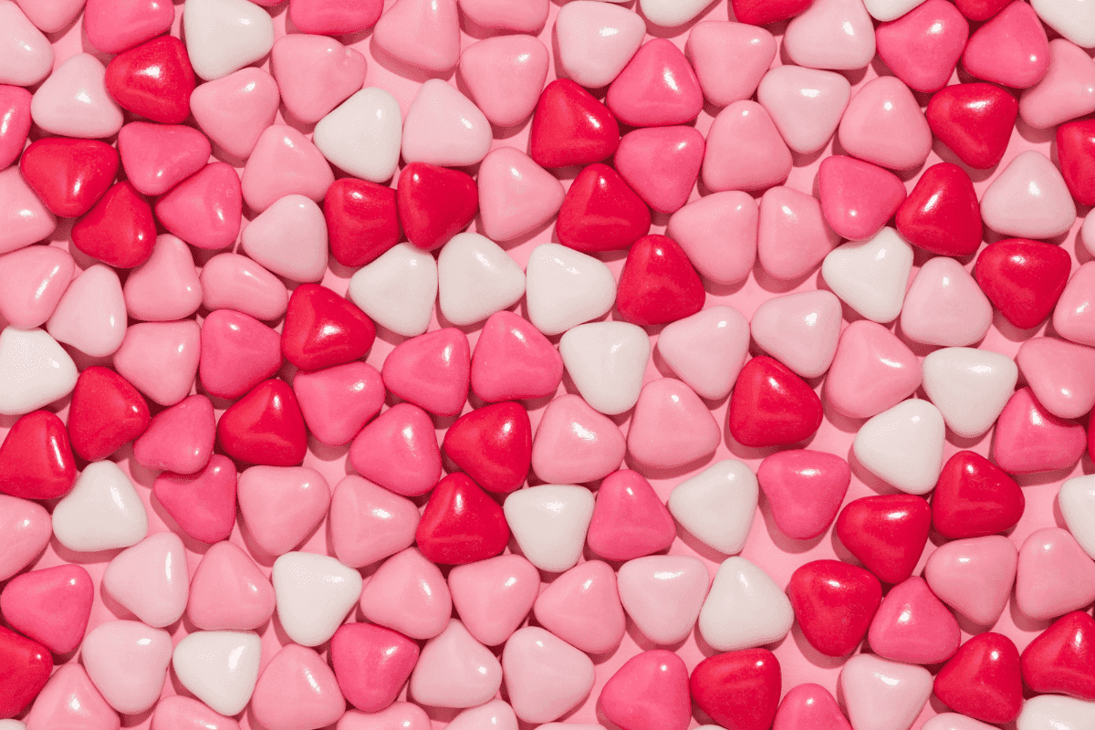 different shaded pink inclusion toppings shaped as hearts